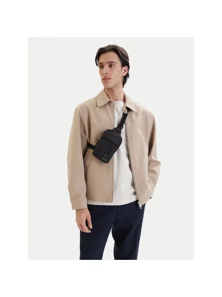 Calvin Klein Torbica za okrog pasu Utility Emblem Phone Crossbody črna