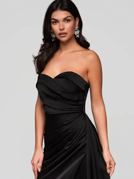 Rochie de seară Edoti de costum negru