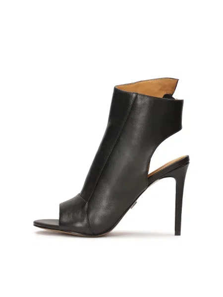 Kazar Lodičky černá