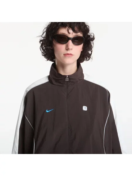 Zamatová bunda Nike hnedá