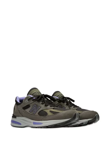 Sneaker New Balance autogrammal szürke