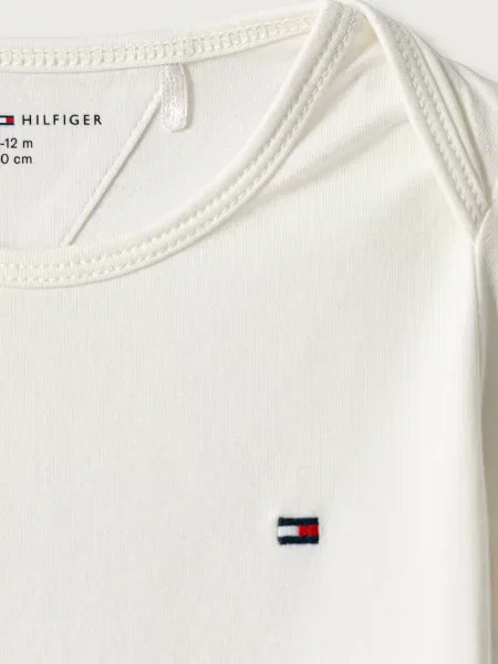 Tommy Hilfiger бебешки гащеризон за бебе от с бежово