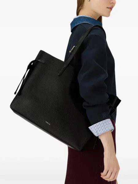 Geanta de piele Furla din piele negru