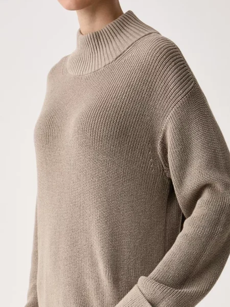 Calvin Klein Jeans рокля тип пуловер от бежово