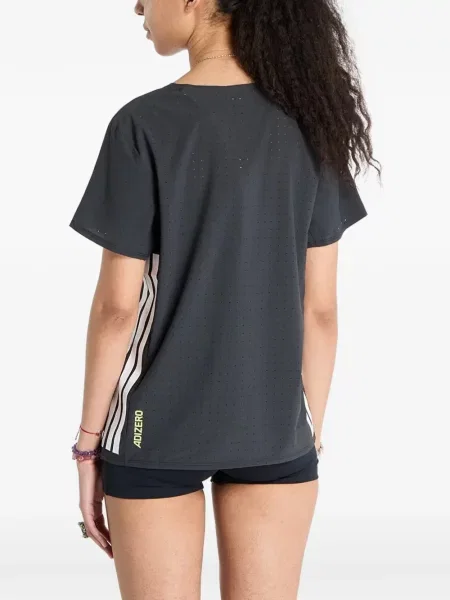 Шапка с козирки Adidas на райета с принт перфорация черно