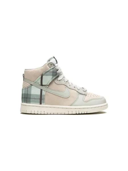 Маратонки Nike Dunk бяло