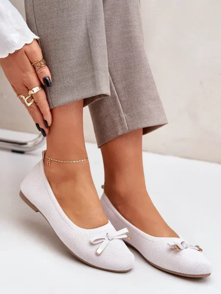 Balerinke Pm1 z lokom z mrežo bež