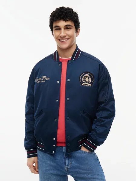 Tommy Jeans Prechodná bunda SOUVENIR námornícka modrá / mokka / čerešňová biela