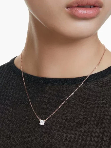 Naszyjnik Swarovski beżowy