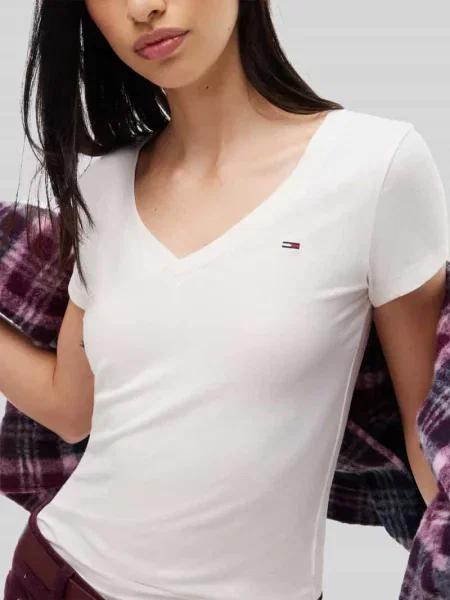 T-shirt z małym detalem z logo Tommy Jeans biała