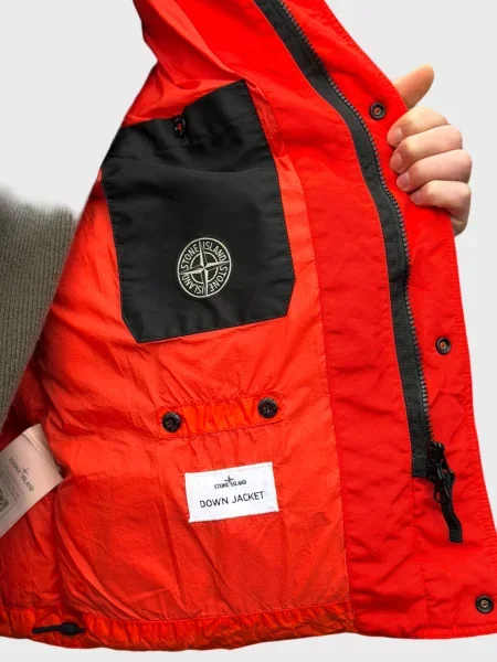 Пуховик Stone Island з камінням помаранчевий