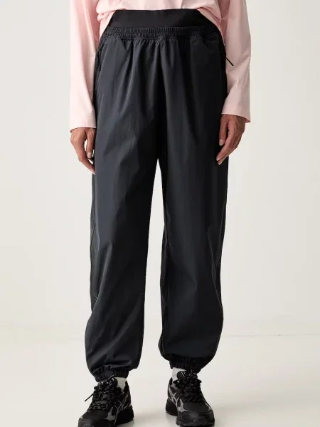 Adidas by Stella McCartney spodnie joggery czarne