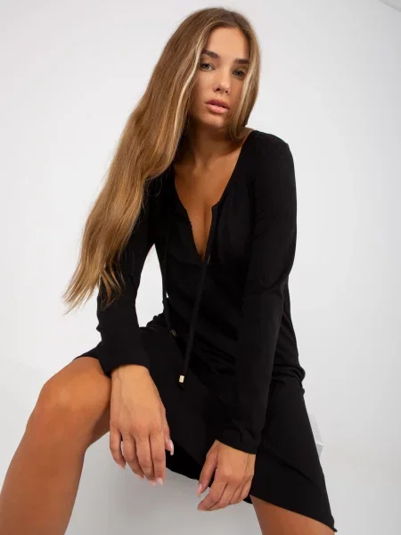 Rochie Fashionhunters de costum negru