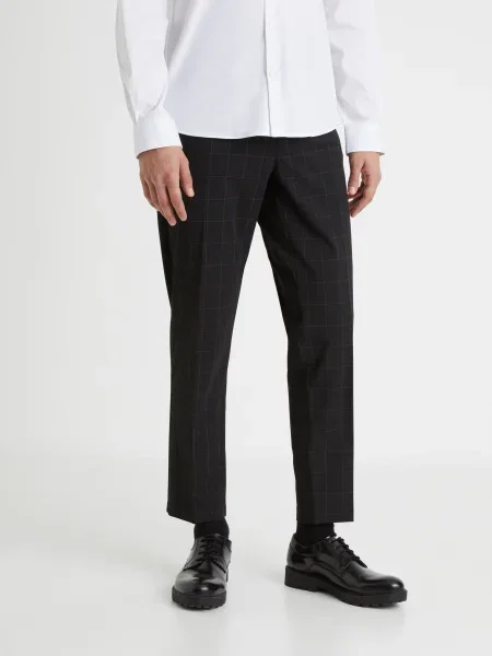 Hlače Celio s karirastim vzorcem rjava