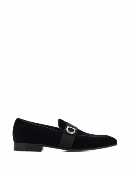 Loafersy Ferragamo čierna
