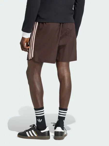 Повседневные шорты Adidas коричневые