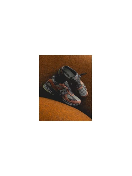 Pantofi New Balance maro