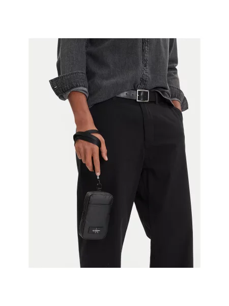 Τσάντα χιαστί Calvin Klein μαύρο