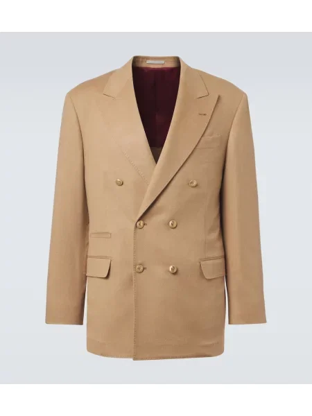 Costum Brunello Cucinelli cu două rânduri de nasturi bej