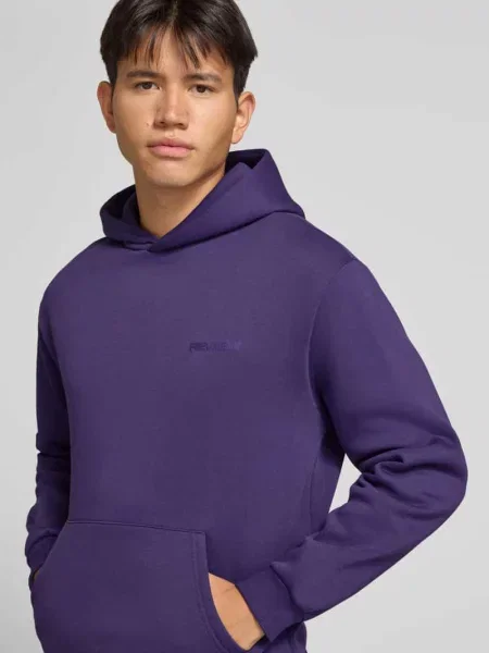 Bluza z kapturem o kroju regular fit z mieszanki bawełny z detalem z logo Review