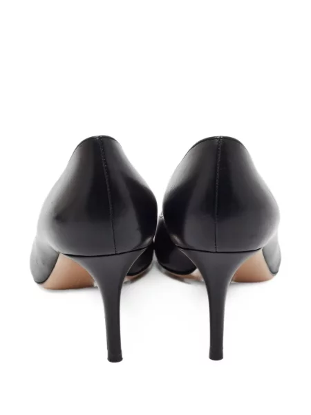 Pantofi cu toc Gianvito Rossi cu vârf ascuţit negru