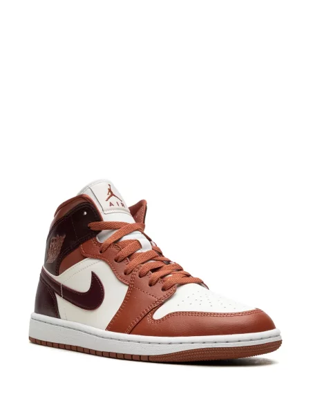 Sportbačiai Jordan Air Jordan 1 oranžinė