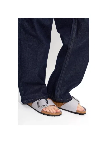 Klapki Birkenstock skórzane na sprzączkę fioletowe