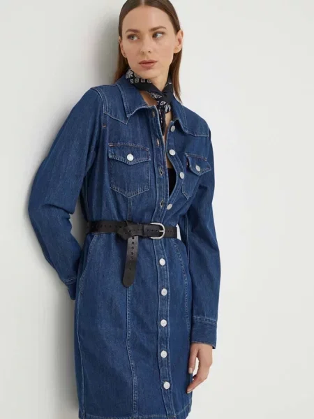 Jeans obleka Levi's mornarsko modra