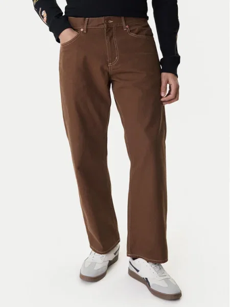 RVCA Pantaloni din Dayshift maro