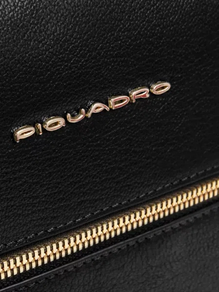Кожена чанта за лаптоп Piquadro черно