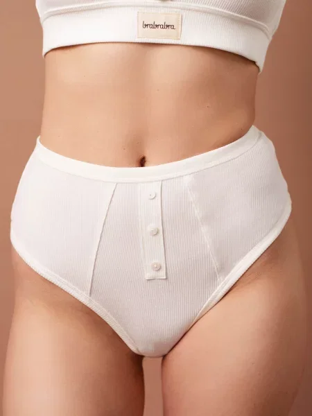 Женские трусы слип с высокой посадкой чорні