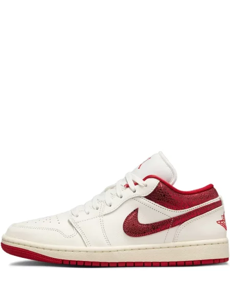 Sneakerși Jordan din piele alb