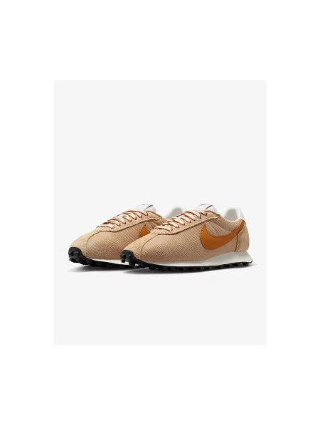 Tenisky Nike oranžová