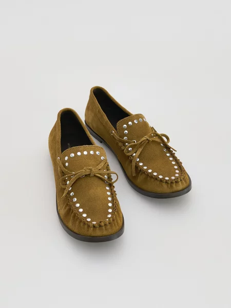 Замшевые мокасины Reserved бежевые