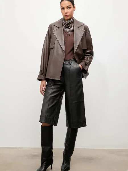 Шкіряна куртка Answear.LAB демісезонна коричневий