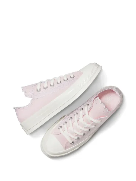 Sneakerși Converse Chuck 70 cu broderie cu platformă alergare alb