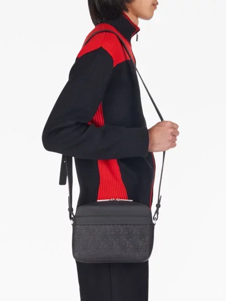 Iš natūralios odos rankinė Ferragamo juoda