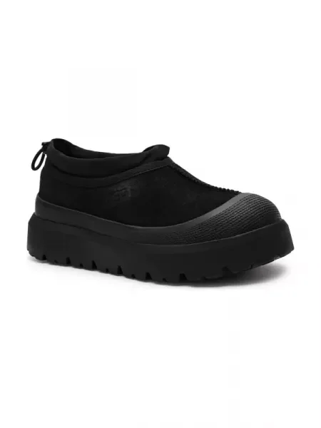 UGG De piele bocanci TASMAN cu adaos de lână negru