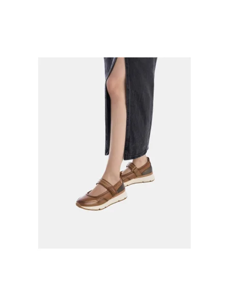 Pantofi Carmela maro