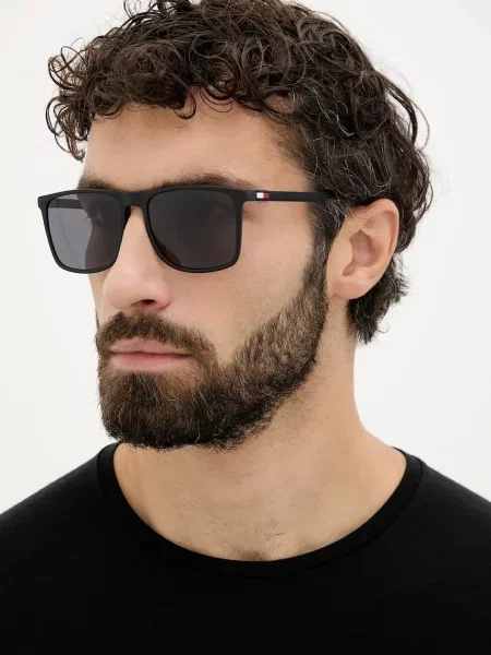 Sončna očala Tommy Hilfiger mornarsko TH modra