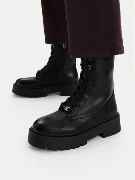 Nine West Gležnjarji črna