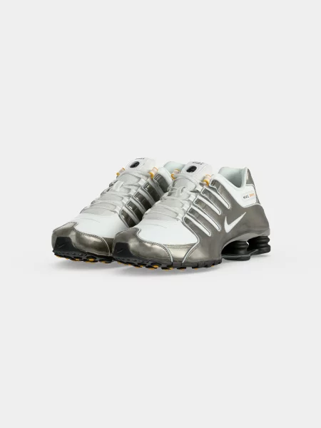 Nike Sportswear Nízke tenisky Shox NZ tmavosivá biela