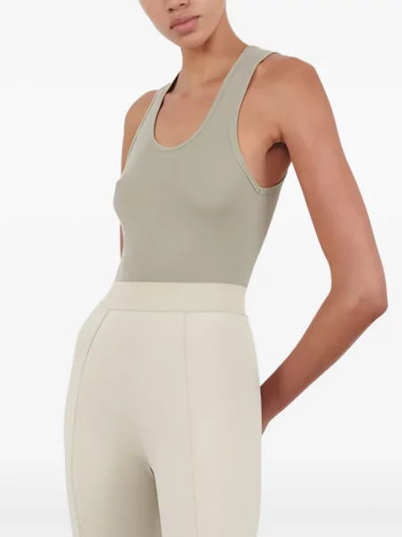 Top Wardrobe.nyc verde