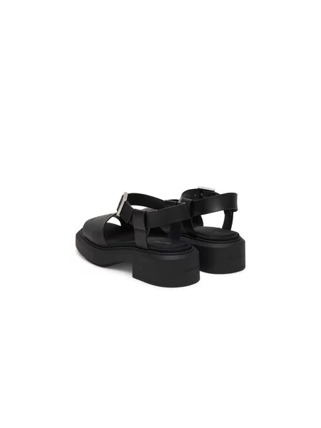 Calvin Klein Sandali črna