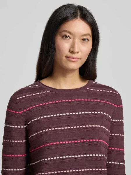 Sweter z dzianiny z fakturowanym wzorem Christian Berg Woman