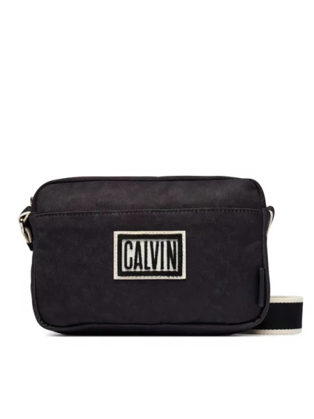 Crossover torbica Calvin Klein Ssnl Graphic Camera Bag crna