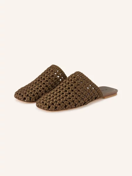 Klapki Stuart Weitzman