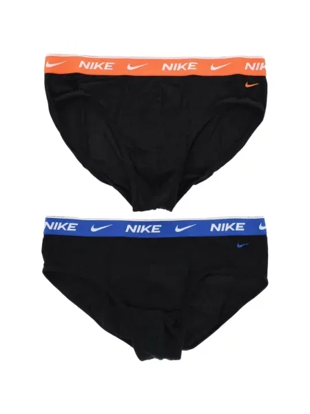 Scurt chiloți Nike cu imagine cu model floral negru