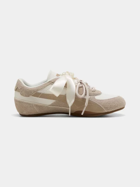 Повседневные кроссовки Puma бежевые