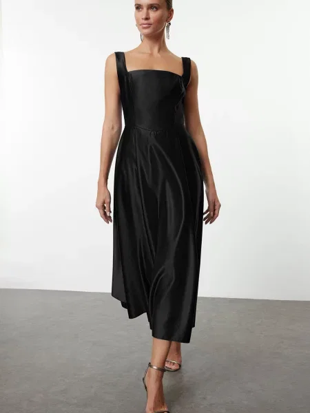 Trendyol Rochie negru